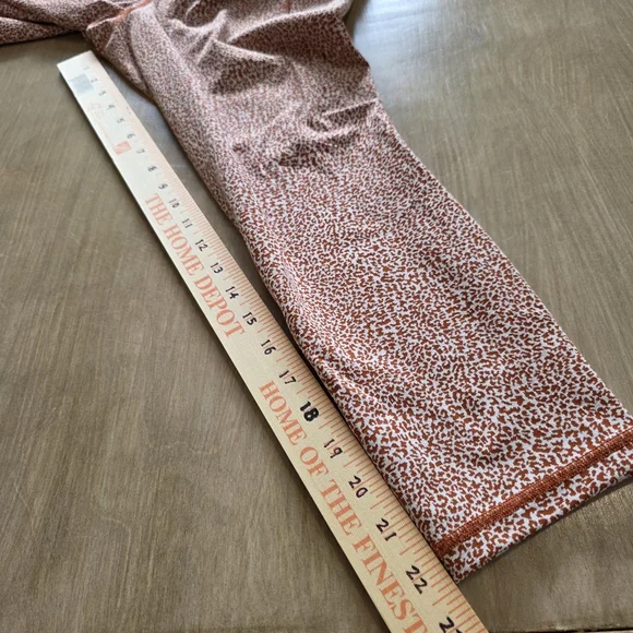 Athleta Salutation Stash Hi-Rise Leggings – Speckled Rust Print – Women’s Size L - Picture 8 of 13